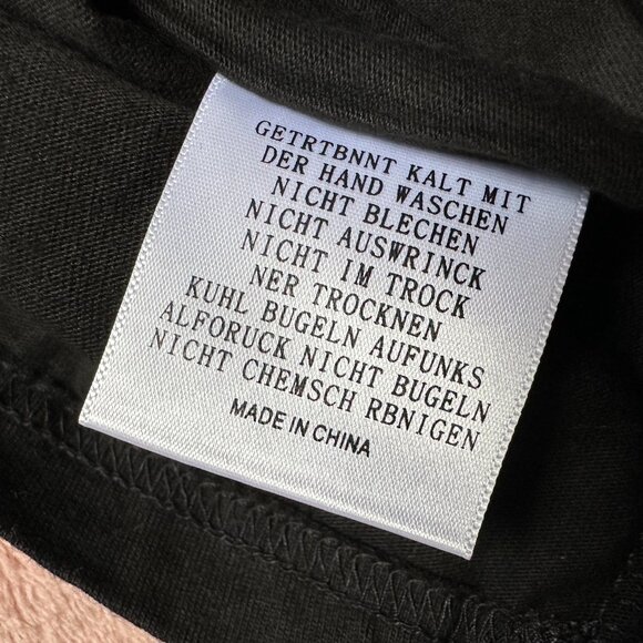 Vancarhell Women's Size Medium Tshirt Embroidered Chinese Dragon Black Y2K - Picture 12 of 12